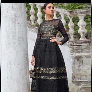 Black lace long sleeve formal dress w/ tulle underskirt & gold Sequins size M
